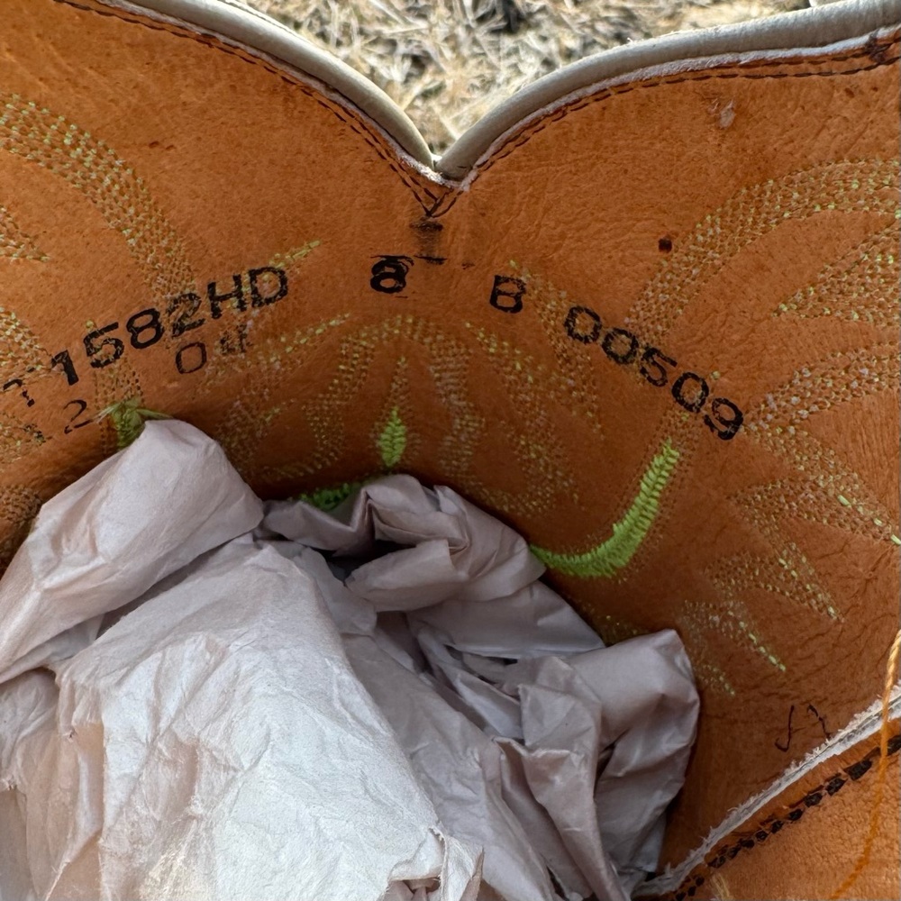 Lucchese Pink Heeled Boots - Picture 10 of 11